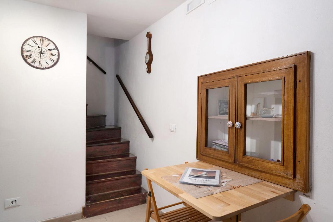 Hemingway'S Shelter Vila La Spezia Exterior foto